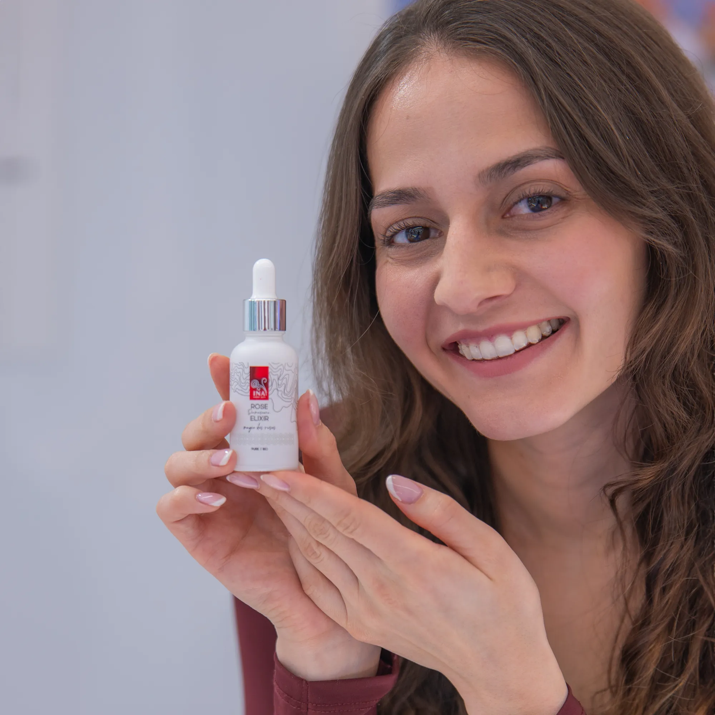 Kaufen Sie 3 Anti-Aging-Augencremes, Erhalten Sie 1 Anti-Aging-Gesichtsserum Gratis