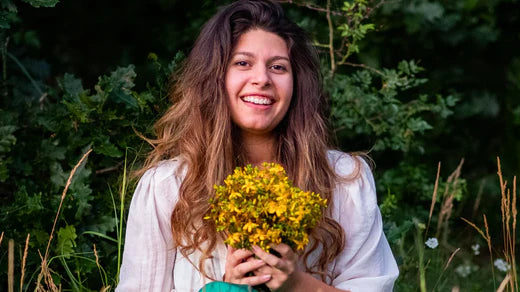 Die Antwort der Natur auf Psoriasis: Johanniskraut Hydrolina