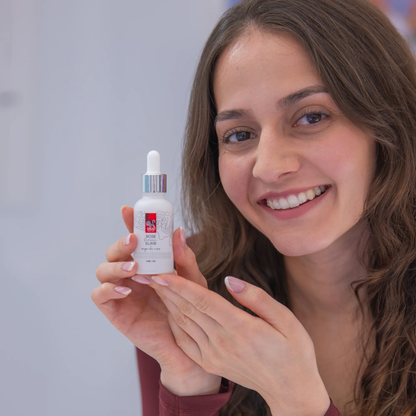 Kaufen Sie 1 Feuchtigkeitsspendende Tagescreme und 1 Anti-Aging-Serum, Erhalten Sie 1 Augencreme Gratis